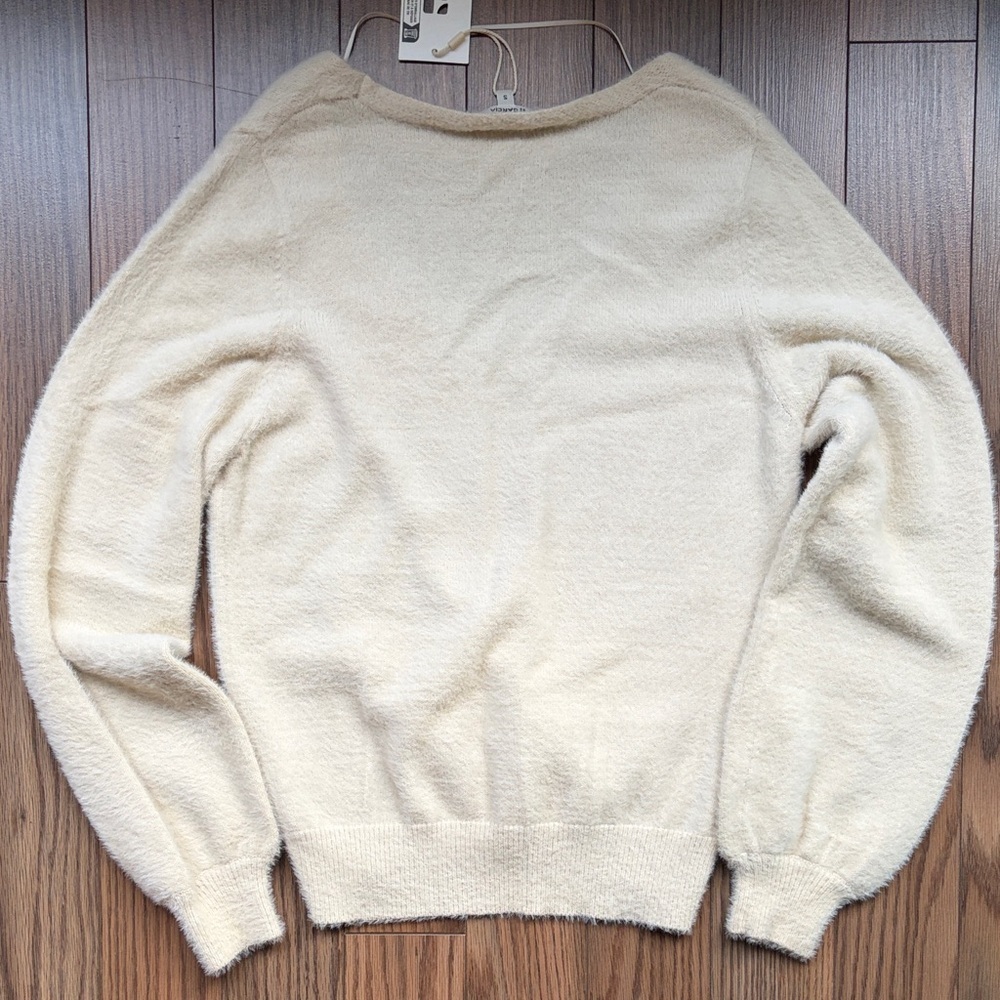GARCIA Soft Cream V-Neck Kitten Jumper size small - Picture 13 of 16